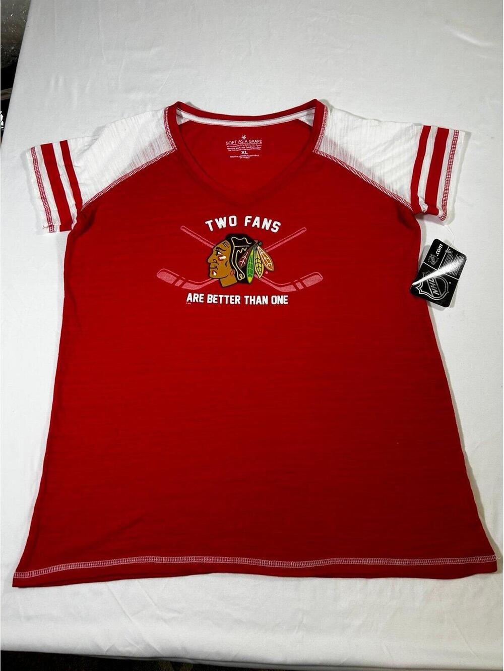Chicago Blackhawks women's T-shirt XL